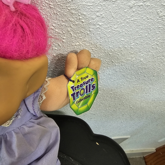 Treasure Trolls Cuddle Tots 1st Edition Yazzi - Picture 5 of 11